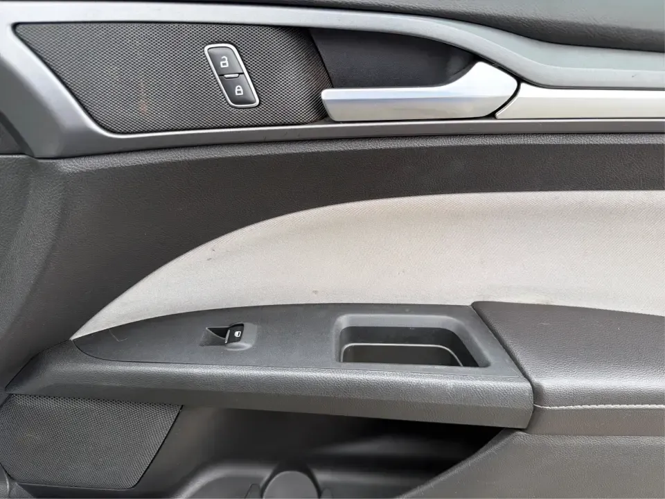 2014 Ford Fusion S (3FA6P0G78ER) with an Duratec 2.5L I-4 DOHC engine, Automatic transmission, located at 1951 S Dayton Lakeview Rd., New Carlisle, OH, 45344, (937) 908-9800, 39.890999, -84.050255 - Are you on the hunt for a reliable sedan that fits seamlessly into your everyday life? Look no further than this stunning 2014 Ford Fusion S, available now at Advantage Car and Credit in Fairborn, OH. This vehicle is the perfect choice for budget-conscious buyers or families needing a dependable rid - Photo#19