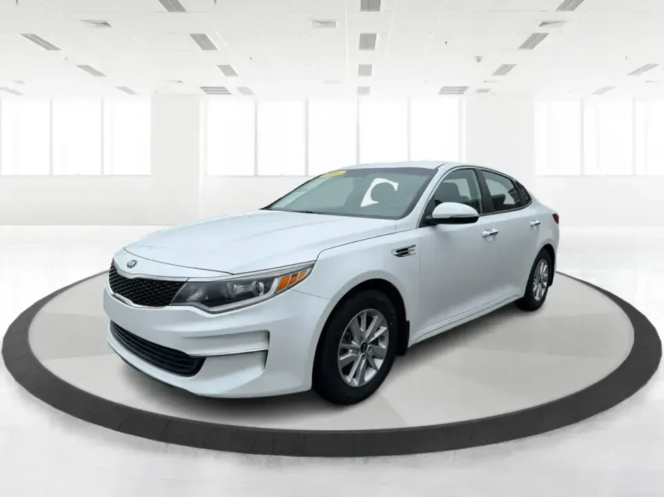 2016 Kia Optima LX (KNAGT4L36G5) with an Theta II 2.4L I-4 gasoline direct injection engine, 6A transmission, located at 401 Woodman Dr, Riverside, OH, 45431, (937) 908-9800, 39.760899, -84.123421 - Need a dependable sedan that can handle the weekday commute down I-675, quick school drop-offs near Mad River, and an easy weekend drive to Carillon Historical Park or a Dayton Dragons game? This 2016 Kia Optima LX in Snow White Pearl delivers the kind of practical comfort and modern tech that fits - Photo#8