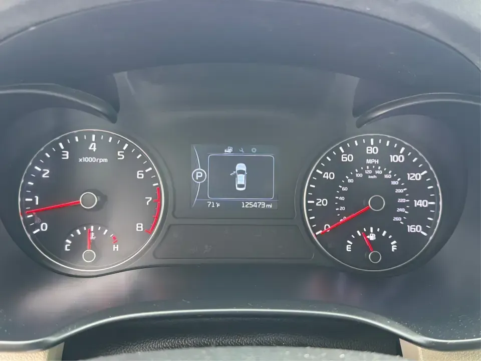 2016 Kia Optima LX (KNAGT4L36G5) with an Theta II 2.4L I-4 gasoline direct injection engine, 6A transmission, located at 401 Woodman Dr, Riverside, OH, 45431, (937) 908-9800, 39.760899, -84.123421 - Need a dependable sedan that can handle the weekday commute down I-675, quick school drop-offs near Mad River, and an easy weekend drive to Carillon Historical Park or a Dayton Dragons game? This 2016 Kia Optima LX in Snow White Pearl delivers the kind of practical comfort and modern tech that fits - Photo#15