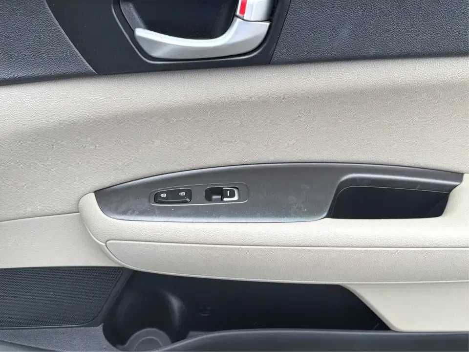 2016 Kia Optima LX (KNAGT4L36G5) with an Theta II 2.4L I-4 gasoline direct injection engine, 6A transmission, located at 401 Woodman Dr, Riverside, OH, 45431, (937) 908-9800, 39.760899, -84.123421 - Need a dependable sedan that can handle the weekday commute down I-675, quick school drop-offs near Mad River, and an easy weekend drive to Carillon Historical Park or a Dayton Dragons game? This 2016 Kia Optima LX in Snow White Pearl delivers the kind of practical comfort and modern tech that fits - Photo#18