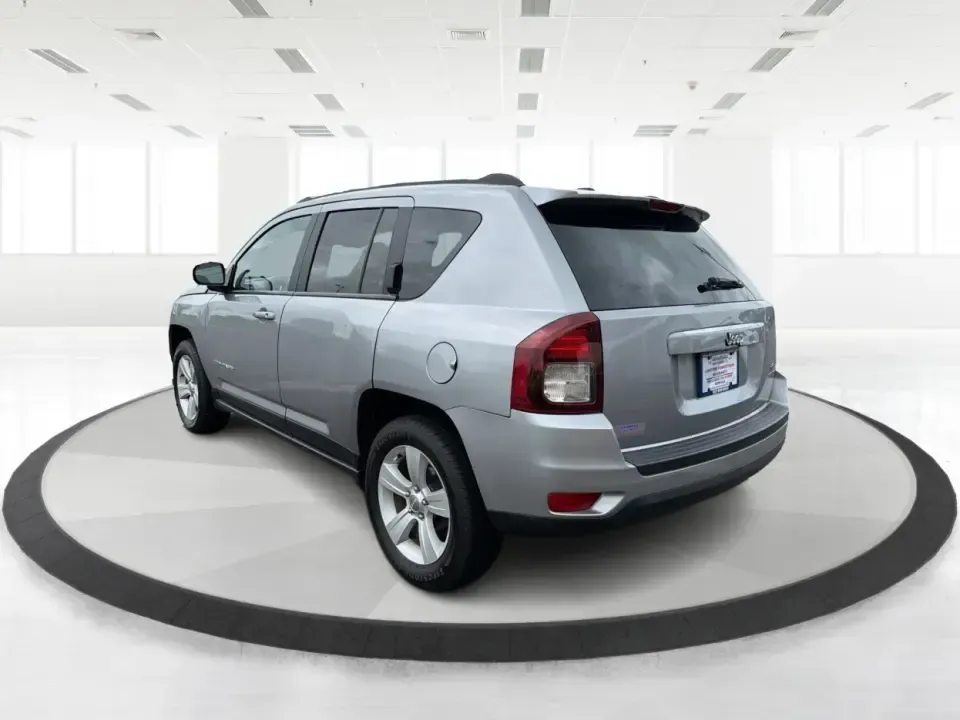 2017 Jeep Compass Latitude 4x4 (1C4NJDEB6HD) with an 2.4L I-4 DOHC engine, 6A transmission, located at 401 Woodman Dr, Riverside, OH, 45431, (937) 908-9800, 39.760899, -84.123421 - Weekday commute down Woodman Dr, weekend escapes to Eastwood MetroPark, and family errands around The Greene-this 2017 Jeep Compass Latitude 4x4 is built for the Riverside, Ohio lifestyle when you want SUV versatility without giving up everyday comfort. Finished in Billet Silver Metallic Clearcoat, - Photo#4