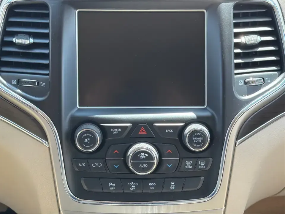 2014 Jeep Grand Cherokee Overland (1C4RJFCTXEC) with an 5.7L V8 OHV 16V engine, 5-Speed Automatic transmission, located at 1184 Kauffman Ave, Fairborn, OH, 45324, (937) 908-9800, 39.807072, -84.030914 - Picture your next weekend: loading up for a road trip to Yellow Springs, cruising I675 with the family in comfort, or heading out to the trails and backroads around Wright-Patterson Air Force Base with the confidence of 4WD. This 2014 Jeep Grand Cherokee Overland is built for drivers who want a refi - Photo#13