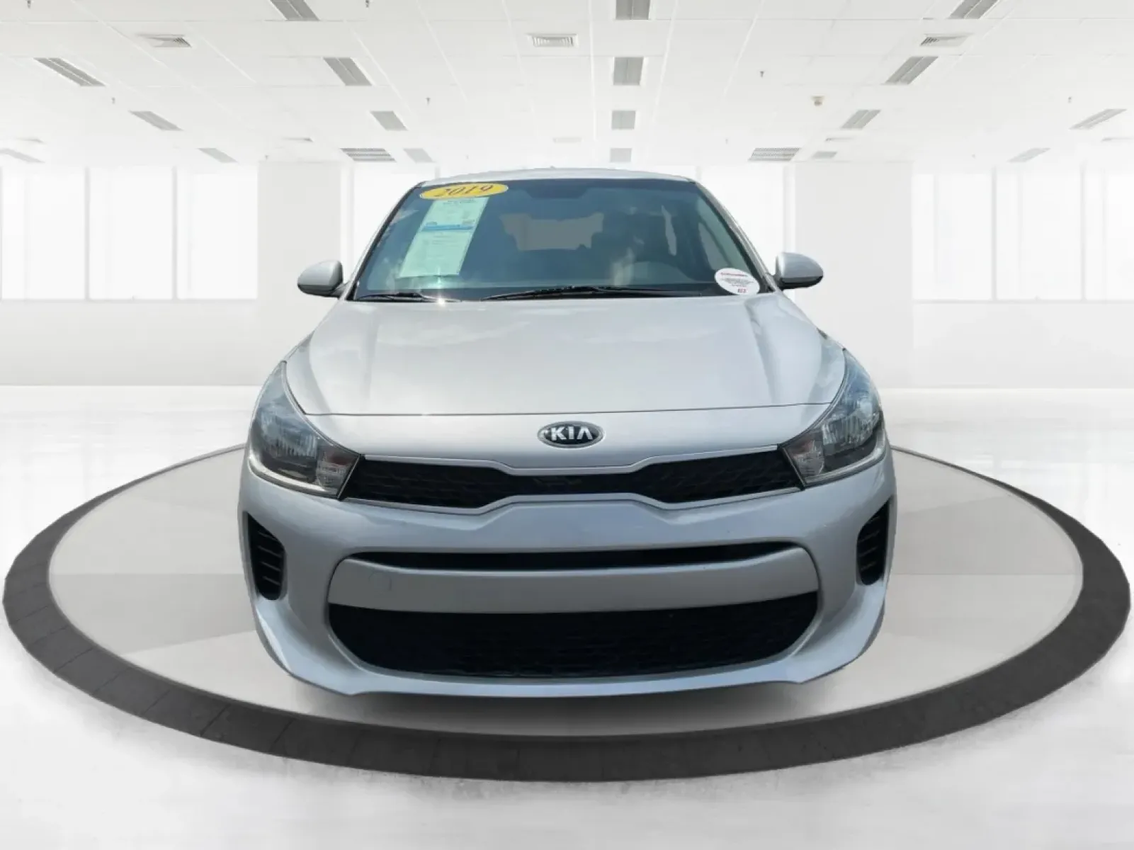 2019 Kia Rio 5-Door S (3KPA25AB6KE) with an Gamma 1.6L I-4 gasoline direct injection engine, located at 1099 N County Rd 25A , Troy, OH, 45373, (937) 908-9800, 40.057079, -84.212883 - Discover the perfect blend of style, efficiency, and affordability with this 2019 Kia Rio 5-Door from Advantage Car and Credit in Troy, OH. This hatchback is not just a car; it's a lifestyle ally, ideal for budget-conscious buyers and growing families alike. With its compact design and versatile car - Photo#7