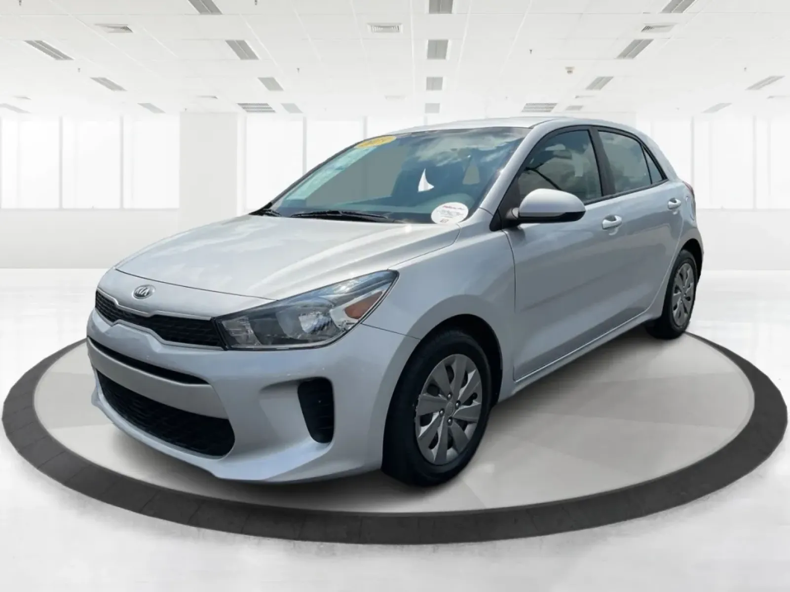 2019 Kia Rio 5-Door S (3KPA25AB6KE) with an Gamma 1.6L I-4 gasoline direct injection engine, located at 1099 N County Rd 25A , Troy, OH, 45373, (937) 908-9800, 40.057079, -84.212883 - Discover the perfect blend of style, efficiency, and affordability with this 2019 Kia Rio 5-Door from Advantage Car and Credit in Troy, OH. This hatchback is not just a car; it's a lifestyle ally, ideal for budget-conscious buyers and growing families alike. With its compact design and versatile car - Photo#8
