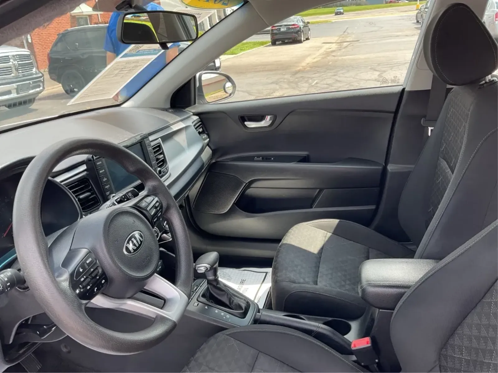 2019 Kia Rio 5-Door S (3KPA25AB6KE) with an Gamma 1.6L I-4 gasoline direct injection engine, located at 1099 N County Rd 25A , Troy, OH, 45373, (937) 908-9800, 40.057079, -84.212883 - Discover the perfect blend of style, efficiency, and affordability with this 2019 Kia Rio 5-Door from Advantage Car and Credit in Troy, OH. This hatchback is not just a car; it's a lifestyle ally, ideal for budget-conscious buyers and growing families alike. With its compact design and versatile car - Photo#9