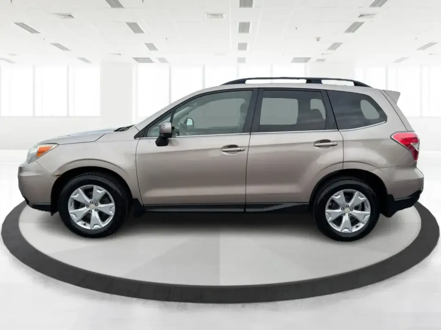 2015 Subaru Forester 2.5i Limited (JF2SJAHC8FH) with an 2.5L H-4 DOHC engine, 6-Speed Automatic transmission, located at 401 Woodman Dr, Riverside, OH, 45431, (937) 908-9800, 39.760899, -84.123421 - Adventure-ready for Midwest weather and everyday life, this 2015 Subaru Forester 2.5i Limited is a smart fit for commuters, active families, and weekend explorers who want confident traction, flexible cargo space, and a comfortable cabin. Whether you're loading up for a soccer Saturday, commuting ac - Photo#5