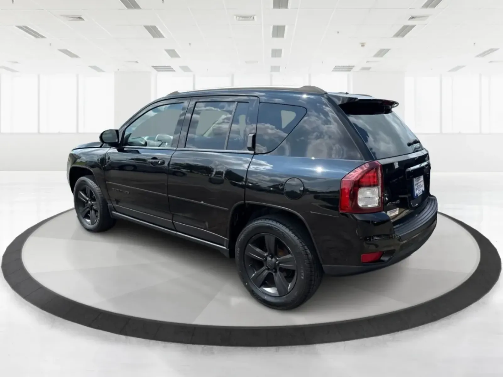 2016 Jeep Compass Sport (1C4NJDBB5GD) with an 2.4L I-4 DOHC engine, located at 1099 N County Rd 25A , Troy, OH, 45373, (937) 908-9800, 40.057079, -84.212883 - **Adventure Awaits with this 2016 Jeep Compass Sport Perfect for Weekend Getaways!**<br /> <br /> Are you looking for a vehicle that combines style, functionality, and reliability for your next adventure? Look no further than this 2016 Jeep Compass Sport, available now at Advantage Car and Credit i - Photo#4