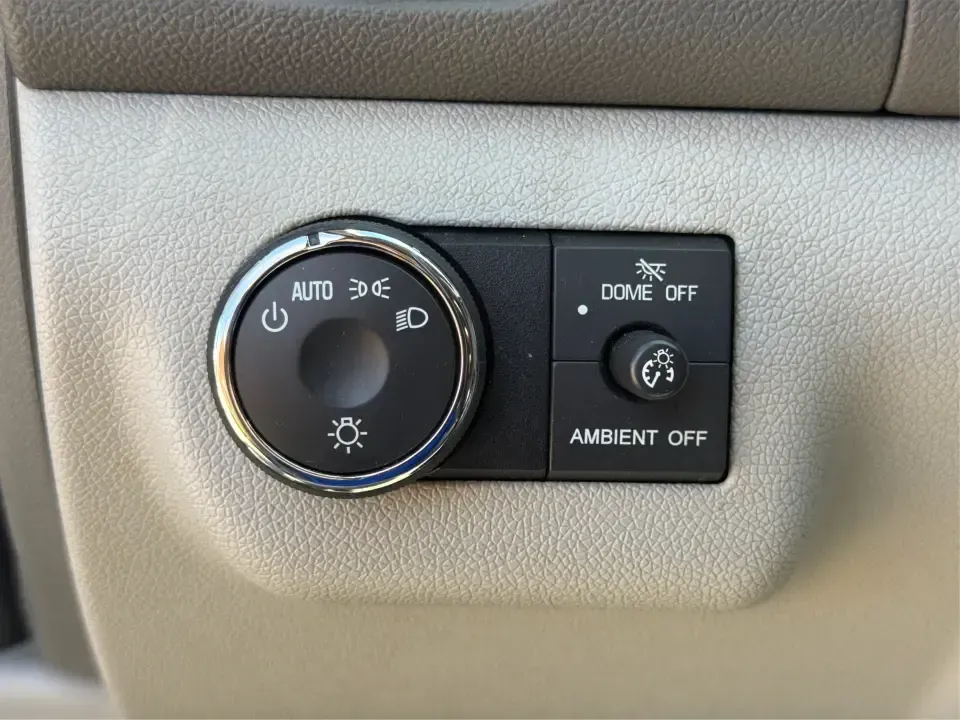 2013 Buick Enclave Leather (5GAKRCKD0DJ) with an 3.6L V-6 gasoline direct injection engine, 6-Speed Automatic Overdrive transmission, located at 1230 East Main St, Xenia, OH, 45385, (937) 908-9800, 39.688026, -83.910172 - Pack the kids for school drop-offs in the morning, load up for a weekend at the National Museum of the U.S. Air Force, or cruise I75 with friends headed toward downtown Dayton-this 2013 Buick Enclave Leather is built for real-life comfort with a premium feel. Finished in Atlantis Blue Metallic and d - Photo#17