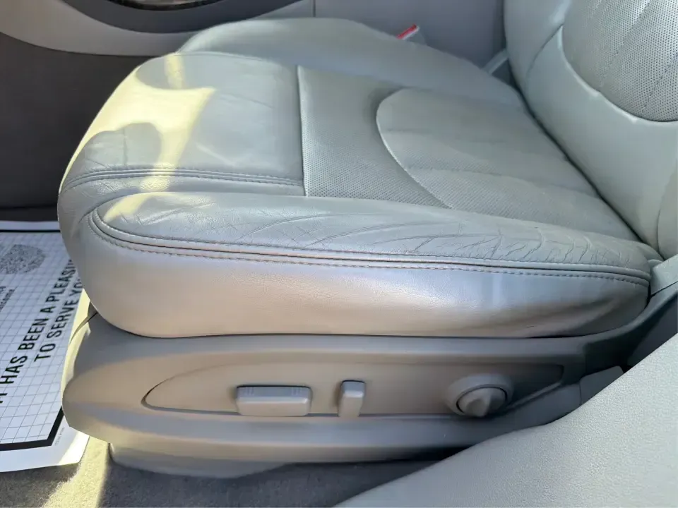 2013 Buick Enclave Leather (5GAKRCKD0DJ) with an 3.6L V-6 gasoline direct injection engine, 6-Speed Automatic Overdrive transmission, located at 1230 East Main St, Xenia, OH, 45385, (937) 908-9800, 39.688026, -83.910172 - Pack the kids for school drop-offs in the morning, load up for a weekend at the National Museum of the U.S. Air Force, or cruise I75 with friends headed toward downtown Dayton-this 2013 Buick Enclave Leather is built for real-life comfort with a premium feel. Finished in Atlantis Blue Metallic and d - Photo#18