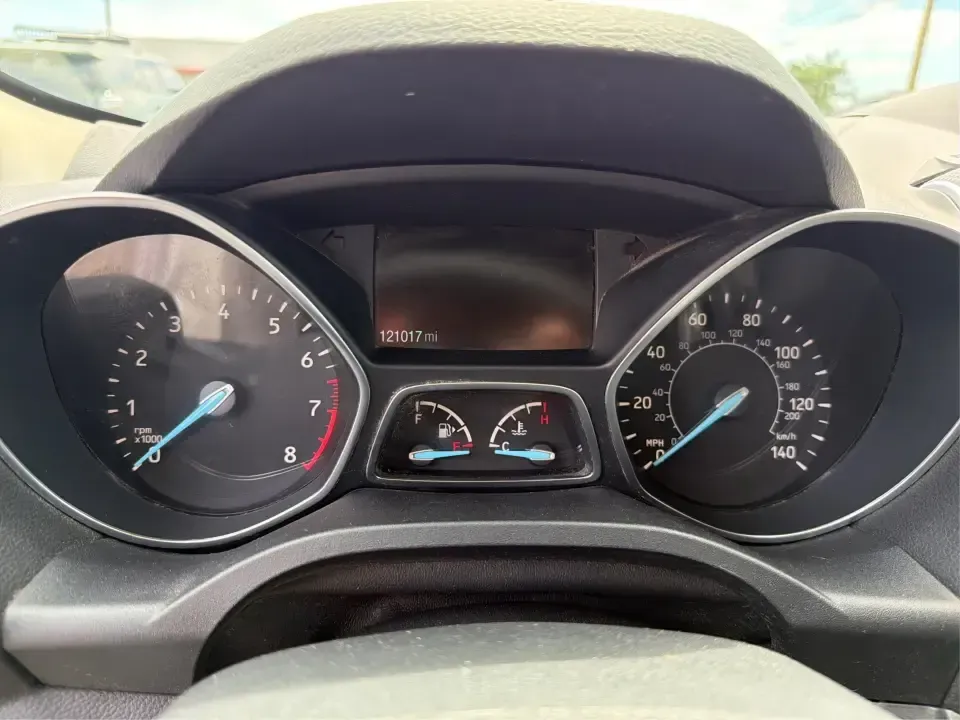 2017 Ford Escape SE (1FMCU0GD1HU) with an 1.5L L4 DOHC 16V engine, 6A transmission, located at 880 E. National Road, Vandalia, OH, 45377, (937) 908-9800, 39.891918, -84.183594 - Need a compact SUV that can handle the weekday commute on I75, school drop-offs around Troy, and spontaneous weekend getaways to Charleston Falls Preserve or a quick stroll through the Troy Strawberry Festival? This 2017 Ford Escape SE in Shadow Black is a practical, easy-to-live-with choice for bus- Photo#15