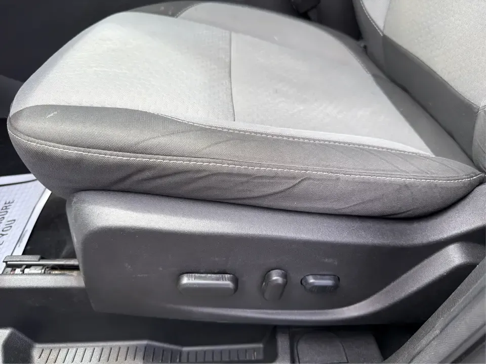 2017 Ford Escape SE (1FMCU0GD1HU) with an 1.5L L4 DOHC 16V engine, 6A transmission, located at 880 E. National Road, Vandalia, OH, 45377, (937) 908-9800, 39.891918, -84.183594 - Need a compact SUV that can handle the weekday commute on I75, school drop-offs around Troy, and spontaneous weekend getaways to Charleston Falls Preserve or a quick stroll through the Troy Strawberry Festival? This 2017 Ford Escape SE in Shadow Black is a practical, easy-to-live-with choice for bus- Photo#18