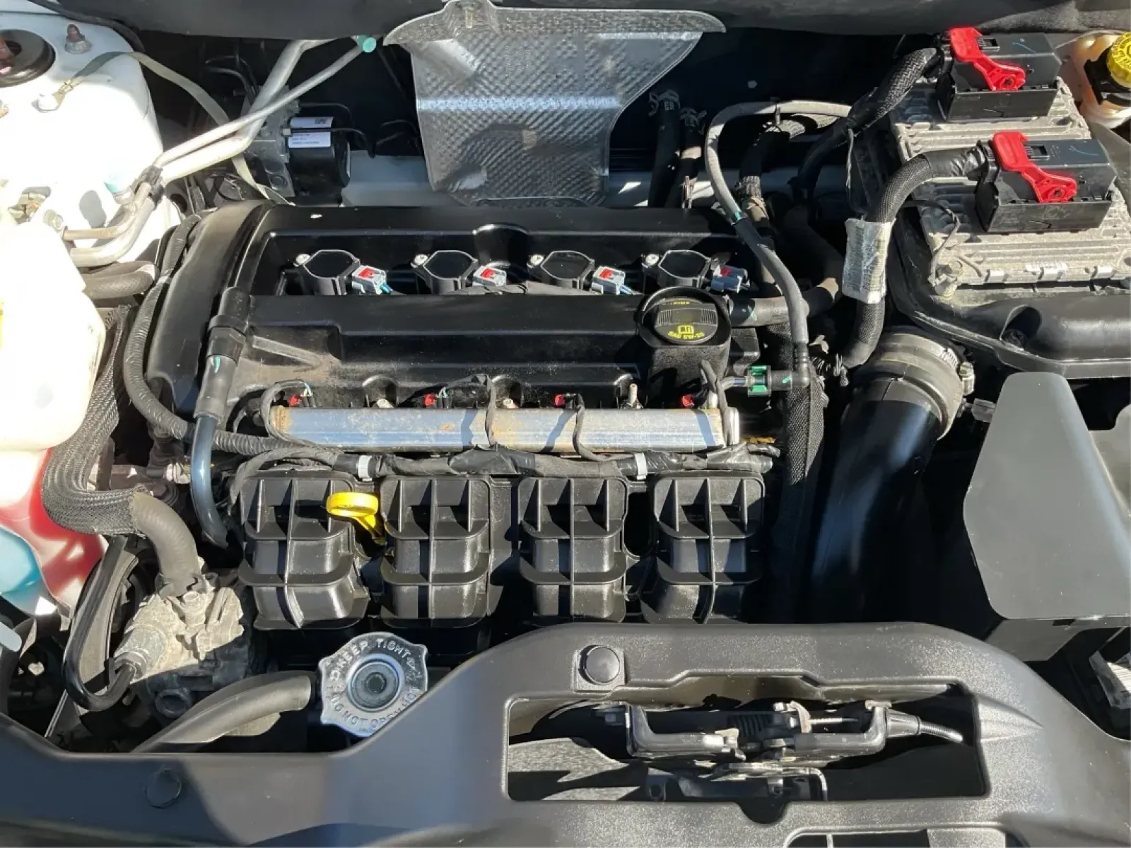 2015 Jeep Patriot Altitude Edition (1C4NJPBA1FD) with an 2L I-4 DOHC engine, located at 880 E. National Road, Vandalia, OH, 45377, (937) 908-9800, 39.891918, -84.183594 - Are you ready to elevate your adventures and embrace a life filled with excitement? If you're a weekend wanderer or a growing family looking for a reliable SUV, the 2015 Jeep Patriot Altitude Edition at Advantage Car and Credit is here to meet your needs. With its spacious interior, rugged design, a - Photo#9