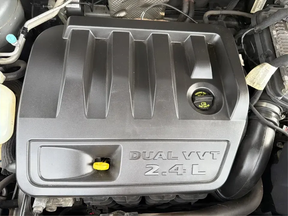 2017 Jeep Patriot Latitude 4x4 (1C4NJRFB2HD) with an 2.4L I-4 DOHC engine, located at 880 E. National Road, Vandalia, OH, 45377, (937) 908-9800, 39.891918, -84.183594 - Weekend trailheads, snowy school drop-offs, and everyday commutes around the Miami Valley all ask for the same thing: a compact SUV that's easy to live with and ready when the weather turns. This 2017 Jeep Patriot Latitude 4x4 in Billet Silver Metallic Clearcoat fits that lifestyle with Jeep capabil- Photo#11