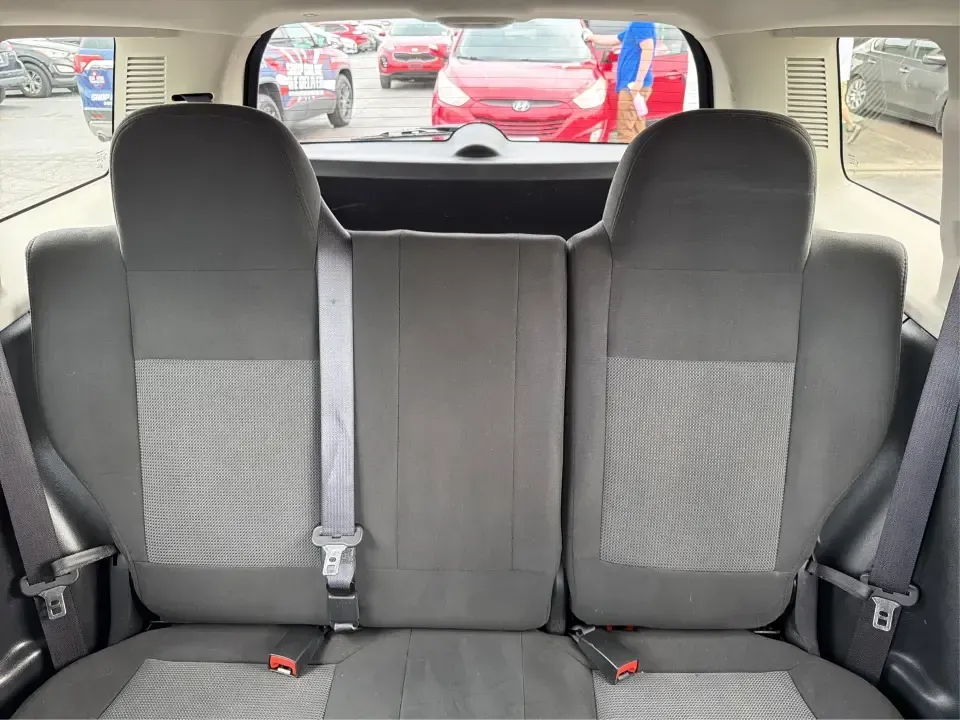 2017 Jeep Patriot Latitude 4x4 (1C4NJRFB2HD) with an 2.4L I-4 DOHC engine, located at 880 E. National Road, Vandalia, OH, 45377, (937) 908-9800, 39.891918, -84.183594 - Weekend trailheads, snowy school drop-offs, and everyday commutes around the Miami Valley all ask for the same thing: a compact SUV that's easy to live with and ready when the weather turns. This 2017 Jeep Patriot Latitude 4x4 in Billet Silver Metallic Clearcoat fits that lifestyle with Jeep capabil- Photo#14
