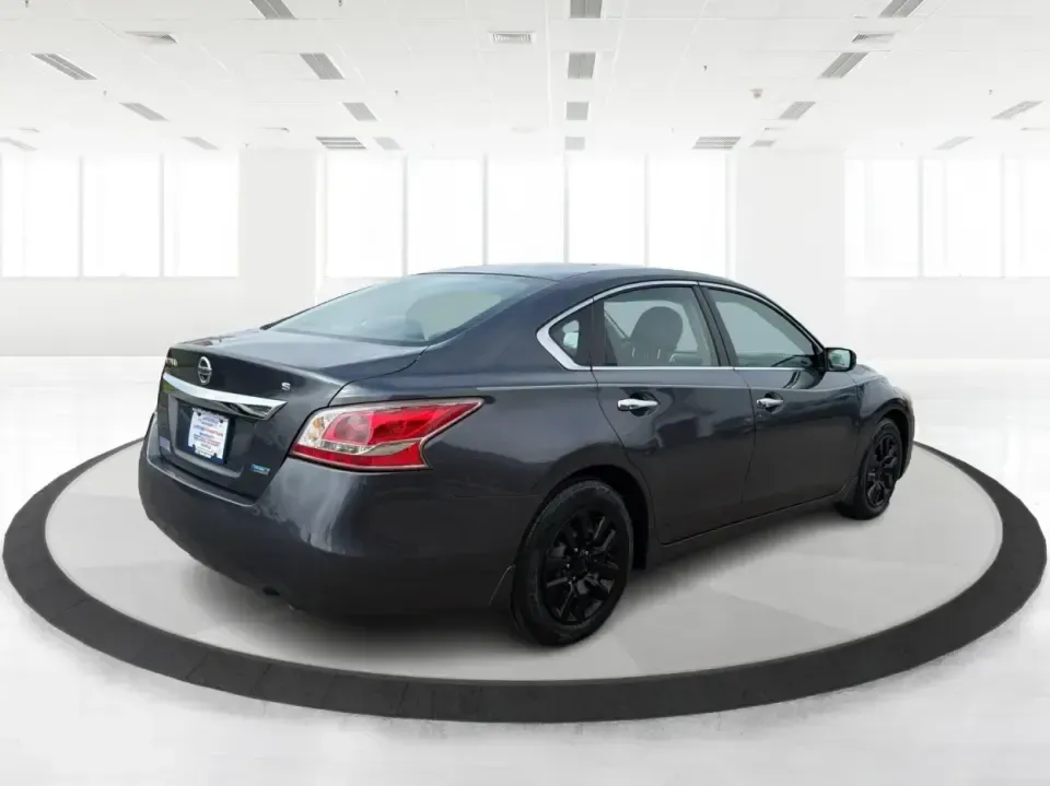 2013 Nissan Altima 2.5 S (1N4AL3AP8DC) with an 2.5L L4 DOHC 16V engine, located at 401 Woodman Dr, Riverside, OH, 45431, (937) 908-9800, 39.760899, -84.123421 - Need a smart, comfortable commuter that can also handle weekend plans without draining your budget? This **2013 Nissan Altima 2.5 S** in **Metallic Slate** is a practical sedan for Riverside-area drivers who want a smooth daily drive to work, easy errands around town, and solid highway mileage for r- Photo#2