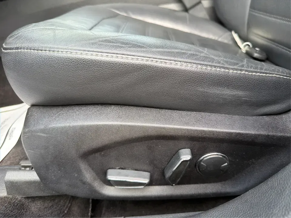 2017 Ford Fusion SE (3FA6P0T99HR) with an EcoBoost 2L I-4 gasoline direct injection engine, 6A transmission, located at 1230 East Main St, Xenia, OH, 45385, (937) 908-9800, 39.688026, -83.910172 - Built for real life in the Miami Valley-school drop-offs, long commutes, and weekend getaways-this 2017 Ford Fusion SE is the kind of sedan that fits smoothly into a busy schedule while still feeling comfortable and confident on the road. Finished in crisp Oxford White, it's a smart pick for commute- Photo#18