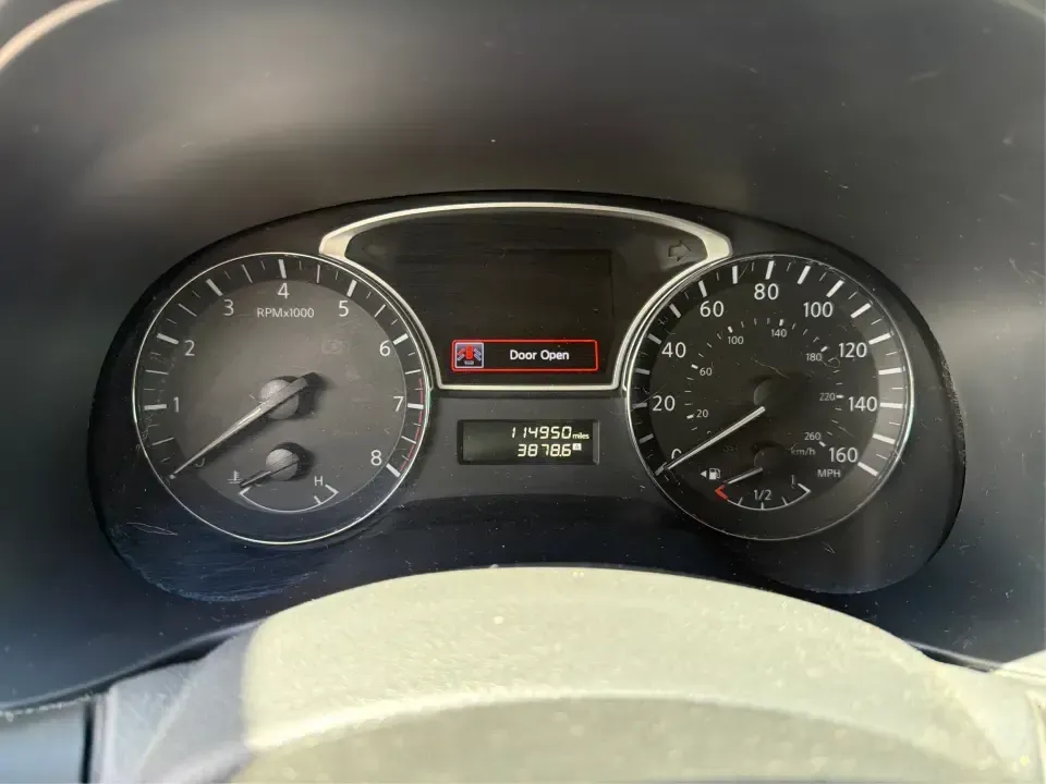 2015 Nissan Pathfinder SL (5N1AR2MM2FC) with an 3.5L V-6 DOHC engine, Continuously Variable Transmission transmission, located at 880 E. National Road, Vandalia, OH, 45377, (937) 908-9800, 39.891918, -84.183594 - Pack up the kids, load the cooler, and point the GPS toward your next weekend escape-this 2015 Nissan Pathfinder SL is the kind of 3-row SUV that fits real life in Vandalia, from school drop-offs and Costco runs to road trips up I75 and afternoons at the National Museum of the U.S. Air Force. With c- Photo#15
