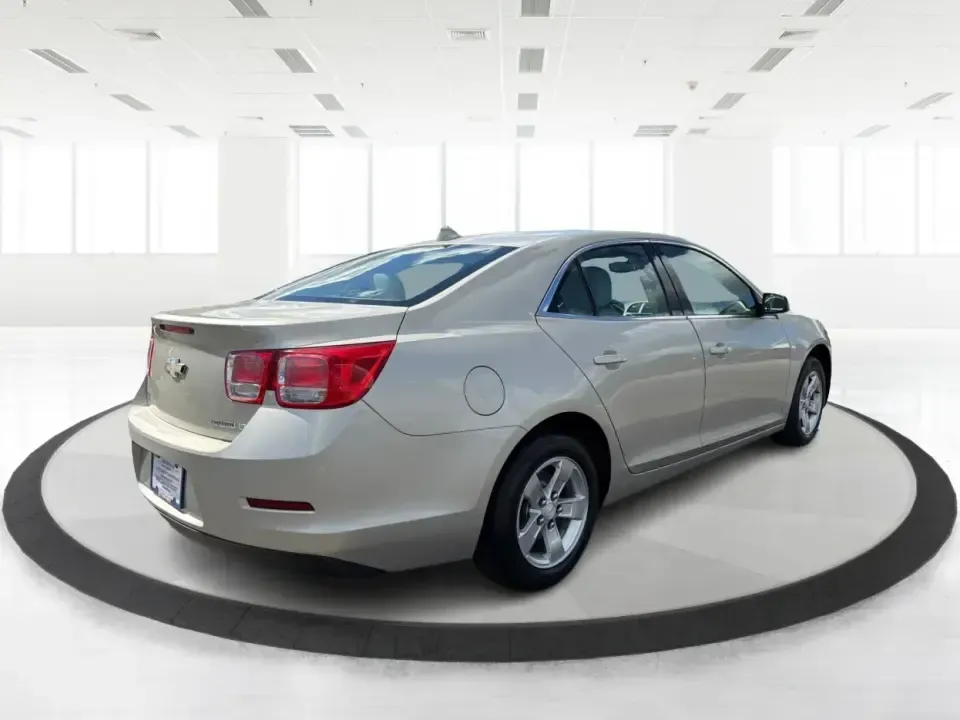 2013 Chevrolet Malibu 1LT (1G11C5SA8DF) with an ECOTEC 2.5L I-4 gasoline direct injection engine, 6-Speed Automatic transmission, located at 4508 South Dixie Dr, Moraine, OH, 45439, (937) 908-9800, 39.689976, -84.218452 - Need a dependable commuter that still feels comfortable for date night in the Oregon District or a quick weekend escape out toward Caesar Creek? This 2013 Chevrolet Malibu 1LT sedan is built for real-life driving in Moraine and the greater Dayton area-easy to park, smooth on I75, and efficient enoug- Photo#2
