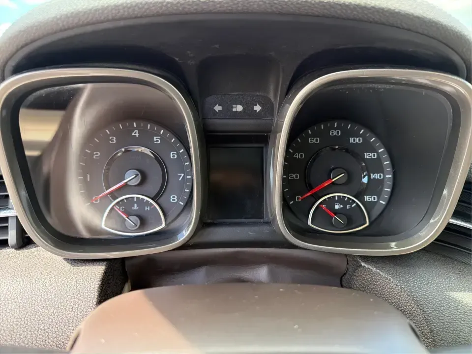 2013 Chevrolet Malibu 1LT (1G11C5SA8DF) with an ECOTEC 2.5L I-4 gasoline direct injection engine, 6-Speed Automatic transmission, located at 4508 South Dixie Dr, Moraine, OH, 45439, (937) 908-9800, 39.689976, -84.218452 - Need a dependable commuter that still feels comfortable for date night in the Oregon District or a quick weekend escape out toward Caesar Creek? This 2013 Chevrolet Malibu 1LT sedan is built for real-life driving in Moraine and the greater Dayton area-easy to park, smooth on I75, and efficient enoug- Photo#15