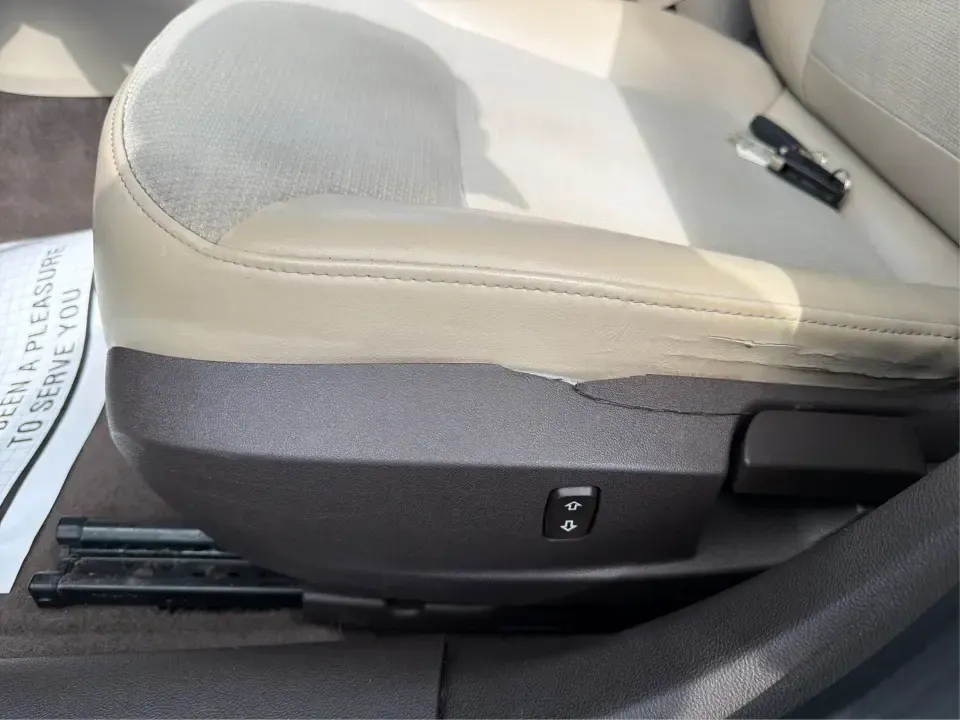 2013 Chevrolet Malibu 1LT (1G11C5SA8DF) with an ECOTEC 2.5L I-4 gasoline direct injection engine, 6-Speed Automatic transmission, located at 4508 South Dixie Dr, Moraine, OH, 45439, (937) 908-9800, 39.689976, -84.218452 - Need a dependable commuter that still feels comfortable for date night in the Oregon District or a quick weekend escape out toward Caesar Creek? This 2013 Chevrolet Malibu 1LT sedan is built for real-life driving in Moraine and the greater Dayton area-easy to park, smooth on I75, and efficient enoug- Photo#18