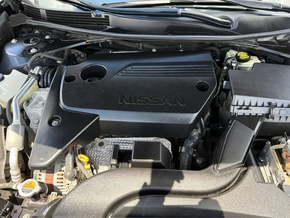 2017 Nissan Altima 2.5 SV (1N4AL3AP8HC) with an 2.5L I-4 DOHC engine, CVT transmission, located at 4508 South Dixie Dr, Moraine, OH, 45439, (937) 908-9800, 39.689976, -84.218452 - Need a reliable daily driver for I-75 commutes, Wright-Patterson AFB runs, or quick family errands around Dayton? This 2017 Nissan Altima 2.5 SV in Super Black is a smart, comfortable sedan that fits real life in Moraine-easy to park, efficient to live with, and roomy enough for carpools, groceries,- Photo#11