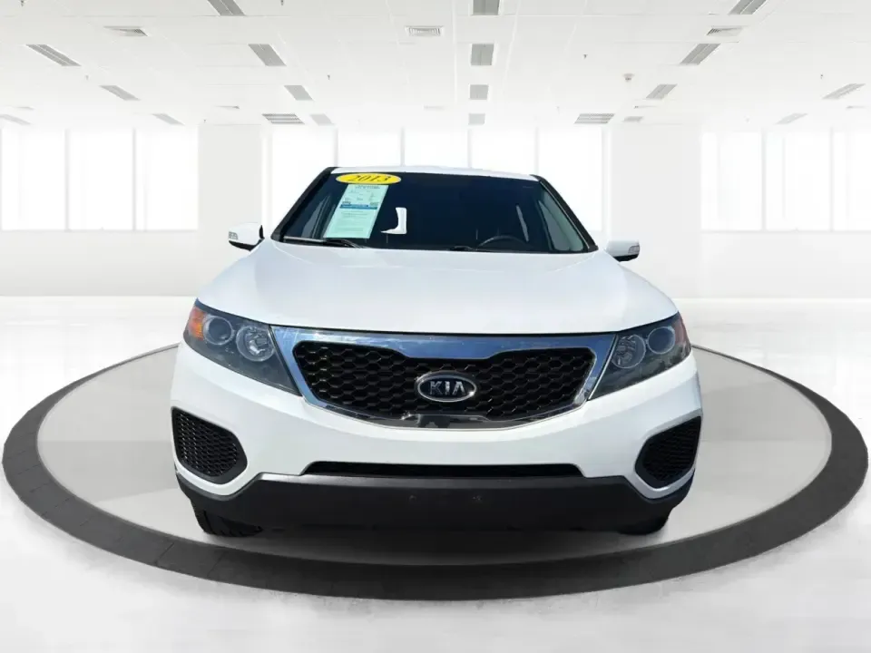 2013 Kia Sorento LX (5XYKT3A17DG) with an 2.4L I-4 DOHC engine, 6-Speed Automatic transmission, located at 401 Woodman Dr, Riverside, OH, 45431, (937) 908-9800, 39.760899, -84.123421 - Pack up the kids, load the groceries, or point the GPS toward a weekend getaway-this 2013 Kia Sorento LX is the kind of practical SUV that fits real life in Riverside, Ohio. With confident road manners for daily commuting and flexible space for road trips, it's a smart choice for growing families, b- Photo#7
