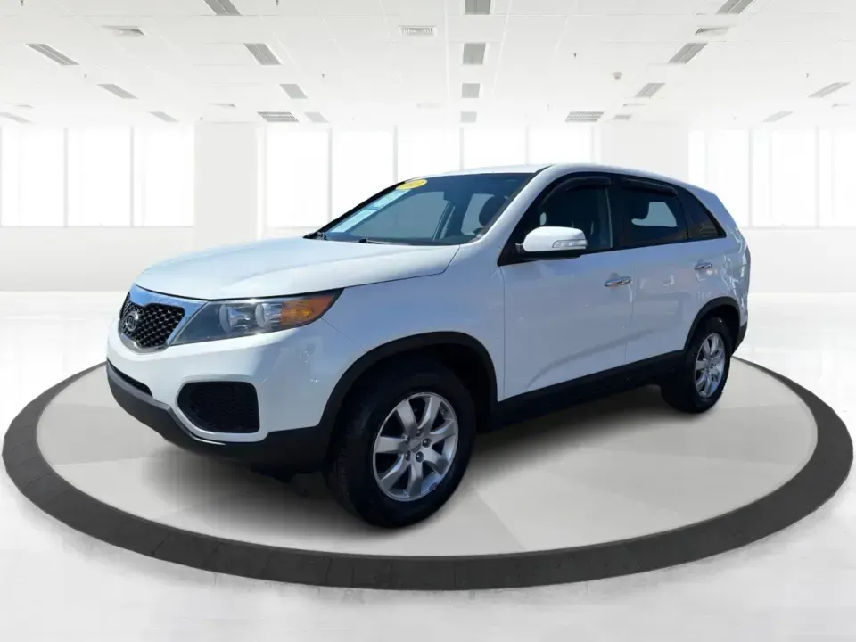 2013 Kia Sorento LX (5XYKT3A17DG) with an 2.4L I-4 DOHC engine, 6-Speed Automatic transmission, located at 401 Woodman Dr, Riverside, OH, 45431, (937) 908-9800, 39.760899, -84.123421 - Pack up the kids, load the groceries, or point the GPS toward a weekend getaway-this 2013 Kia Sorento LX is the kind of practical SUV that fits real life in Riverside, Ohio. With confident road manners for daily commuting and flexible space for road trips, it's a smart choice for growing families, b- Photo#8