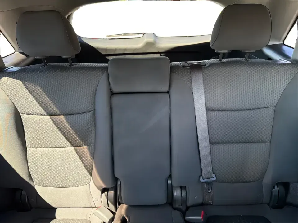 2013 Kia Sorento LX (5XYKT3A17DG) with an 2.4L I-4 DOHC engine, 6-Speed Automatic transmission, located at 401 Woodman Dr, Riverside, OH, 45431, (937) 908-9800, 39.760899, -84.123421 - Pack up the kids, load the groceries, or point the GPS toward a weekend getaway-this 2013 Kia Sorento LX is the kind of practical SUV that fits real life in Riverside, Ohio. With confident road manners for daily commuting and flexible space for road trips, it's a smart choice for growing families, b- Photo#14