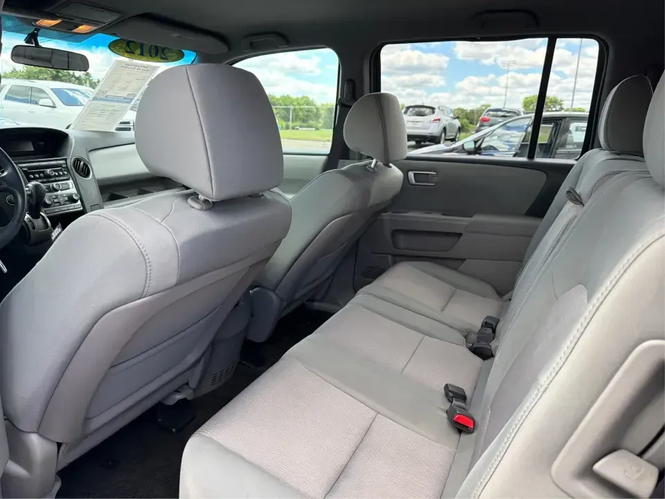 2012 Honda Pilot EX 4WD 5-Spd AT (5FNYF4H46CB) with an 3.5L V6 SOHC 24V engine, 5-Speed Automatic transmission, located at 1230 East Main St, Xenia, OH, 45385, (937) 908-9800, 39.688026, -83.910172 - Picture your next Ohio weekend: the kids packed up, coolers in the back, and plenty of room for friends-then cruising from Piqua to Indian Lake or over to Dayton without feeling cramped. This 2012 Honda Pilot EX 4WD is built for real life, whether you're tackling school drop-offs, long commutes on I- Photo#10