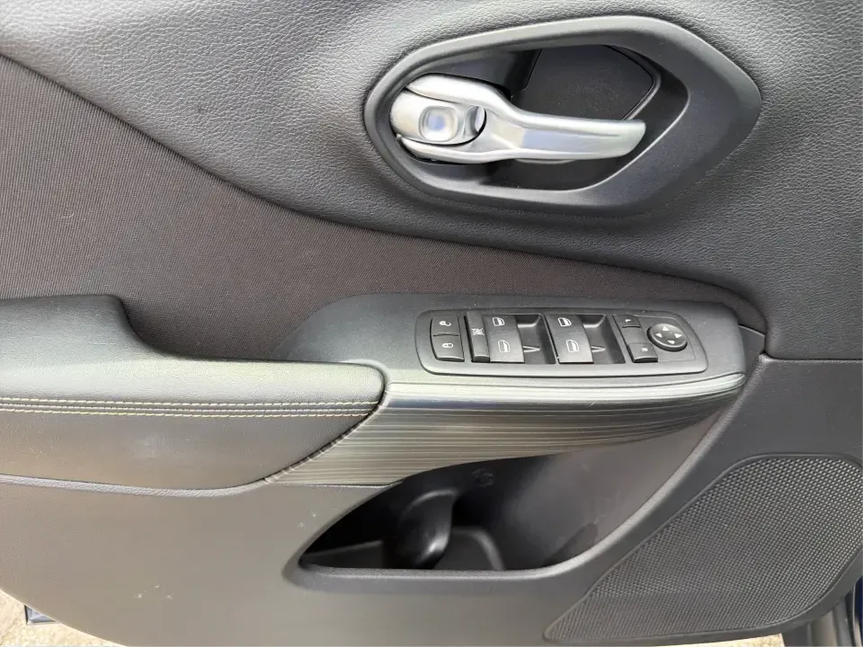 2016 Jeep Cherokee Sport 4WD (1C4PJMAB0GW) with an 2.4L L4 DOHC 16V engine, 9A transmission, located at 880 E. National Road, Vandalia, OH, 45377, (937) 908-9800, 39.891918, -84.183594 - Weekend getaways, winter commutes, and everyday kid-and-gear duty all feel easier in a capable SUV-and this **2016 Jeep Cherokee Sport 4WD** is built for drivers around **Vandalia, Ohio** who want confident traction, practical space, and comfort without stepping into a huge vehicle. Whether you're h- Photo#18