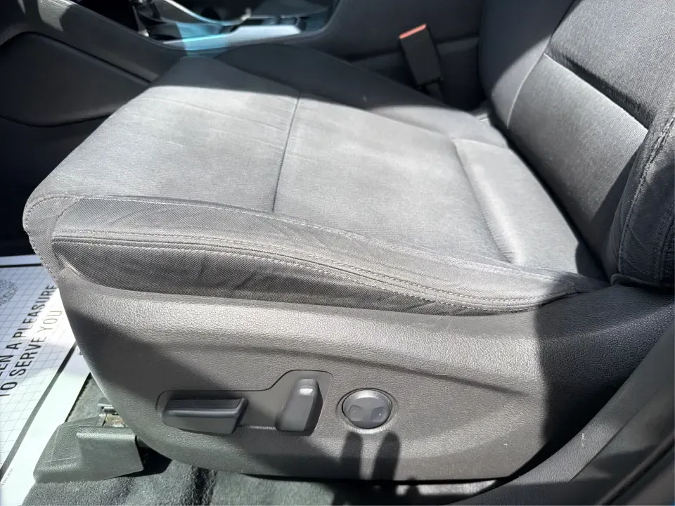 2016 Hyundai Tucson SE w/Preferred Package AWD (KM8J3CA41GU) with an 2.0L L4 DOHC 16V engine, 6A transmission, located at 401 Woodman Dr, Riverside, OH, 45431, (937) 908-9800, 39.760899, -84.123421 - Need an SUV that can handle Dayton-area commutes, rainy school drop-offs, and spontaneous weekend getaways without feeling oversized? This 2016 Hyundai Tucson SE w/Preferred Package AWD in eye-catching Caribbean Blue is built for real life-comfortable for daily drives, confident when the weather tur- Photo#17