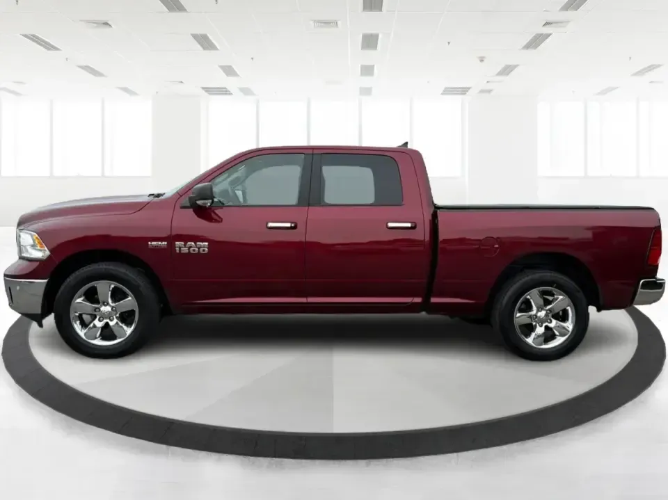 2017 Ram 1500 SLT Crew Cab LWB 4WD (1C6RR7TT6HS) with an 5.7L V8 OHV 16V engine, 8A transmission, located at 8750 N County Rd 25A, Piqua, OH, 45356, (937) 908-9800, 40.164391, -84.232513 - Weekday workhorse, weekend adventure rig, and road-trip-ready family hauler all in one-this **2017 Ram 1500 SLT Crew Cab LWB 4WD** is built for life in West Central Ohio. Whether you're commuting from Piqua to Troy, hauling gear out toward Indian Lake, or towing a trailer for a Saturday project, thi- Photo#5