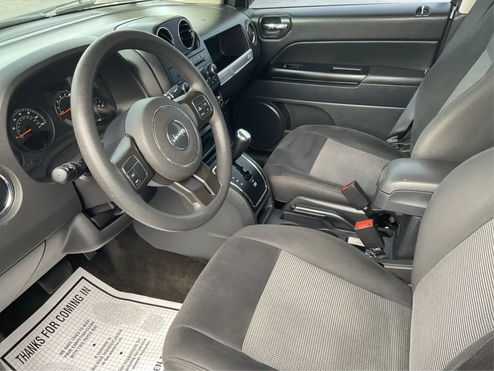 2015 Jeep Compass Sport (1C4NJDBB6FD) with an 2.4L I-4 DOHC engine, located at 880 E. National Road, Vandalia, OH, 45377, (937) 908-9800, 39.891918, -84.183594 - **Explore Adventure and Comfort with the 2015 Jeep Compass Sport at Advantage Car and Credit!**<br /> <br /> Whether you're navigating your daily commute or embarking on a weekend getaway, the 2015 Jeep Compass Sport is designed with versatility in mind. With a spacious interior and rugged capabilit - Photo#9