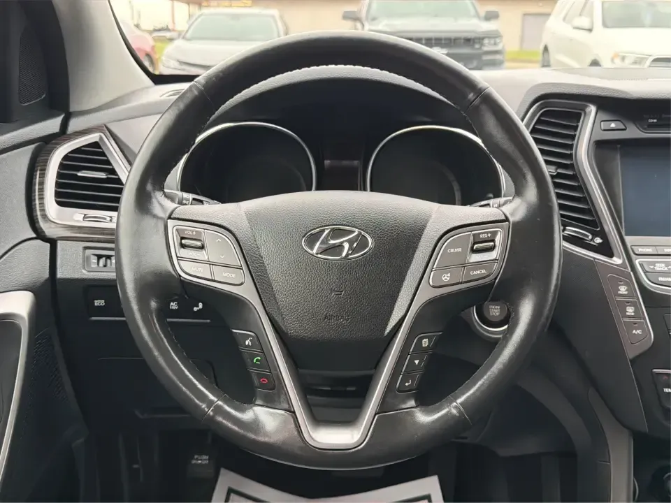 2014 Hyundai Santa Fe Limited AWD (KM8SRDHF4EU) with an 3.3L V6 DOHC 24V engine, 6-Speed Automatic transmission, located at 1230 East Main St, Xenia, OH, 45385, (937) 908-9800, 39.688026, -83.910172 - Picture your next weekend: loading up the family for a day at John Bryan State Park, heading out for youth sports in Beavercreek, or cruising I35 and US68 for an easy commute to Dayton. This 2014 Hyundai Santa Fe Limited AWD is built for real life in and around Xenia-roomy enough for growing familie- Photo#15