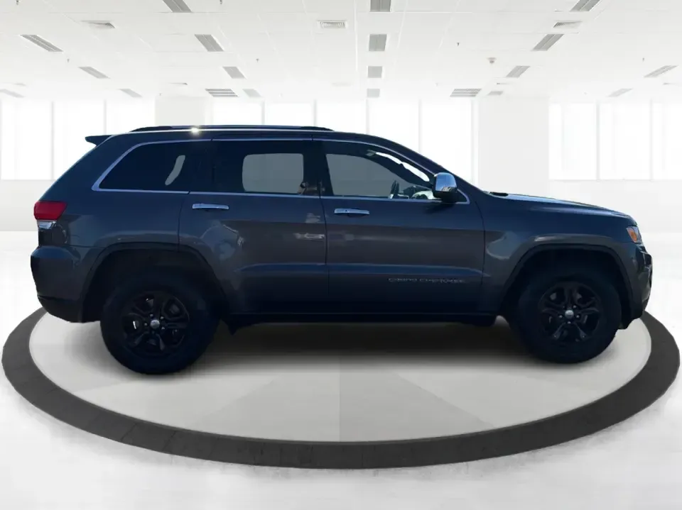 2014 Jeep Grand Cherokee Laredo 4WD (1C4RJFAG6EC) with an 3.6L V6 DOHC 24V engine, 5-Speed Automatic transmission, located at 1951 S Dayton Lakeview Rd., New Carlisle, OH, 45344, (937) 908-9800, 39.890999, -84.050255 - Whether your weekends look like family trips to Buck Creek State Park, winter drives along I70, or hauling gear for a day at George Rogers Clark Park, this 2014 Jeep Grand Cherokee Laredo 4WD is built for the kind of Ohio life that doesn't stop when the weather changes. With classic Jeep capability,- Photo#1