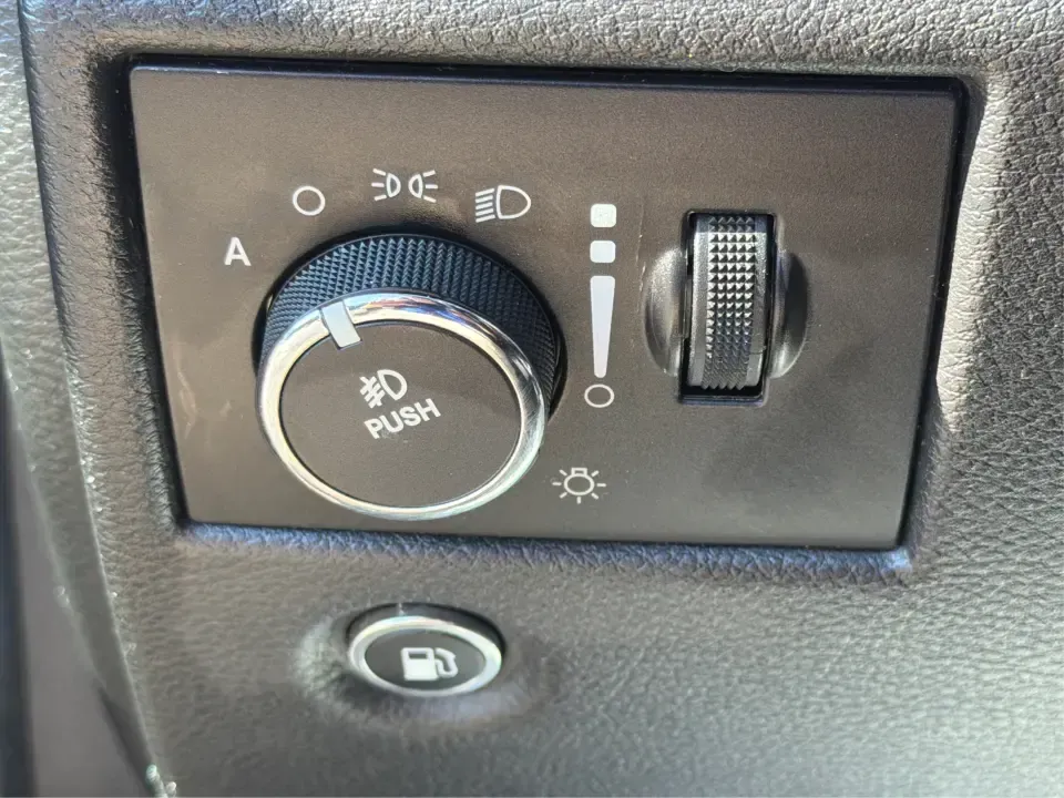 2014 Jeep Grand Cherokee Laredo 4WD (1C4RJFAG6EC) with an 3.6L V6 DOHC 24V engine, 5-Speed Automatic transmission, located at 1951 S Dayton Lakeview Rd., New Carlisle, OH, 45344, (937) 908-9800, 39.890999, -84.050255 - Whether your weekends look like family trips to Buck Creek State Park, winter drives along I70, or hauling gear for a day at George Rogers Clark Park, this 2014 Jeep Grand Cherokee Laredo 4WD is built for the kind of Ohio life that doesn't stop when the weather changes. With classic Jeep capability,- Photo#16