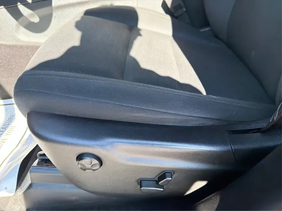 2014 Jeep Grand Cherokee Laredo 4WD (1C4RJFAG6EC) with an 3.6L V6 DOHC 24V engine, 5-Speed Automatic transmission, located at 1951 S Dayton Lakeview Rd., New Carlisle, OH, 45344, (937) 908-9800, 39.890999, -84.050255 - Whether your weekends look like family trips to Buck Creek State Park, winter drives along I70, or hauling gear for a day at George Rogers Clark Park, this 2014 Jeep Grand Cherokee Laredo 4WD is built for the kind of Ohio life that doesn't stop when the weather changes. With classic Jeep capability,- Photo#17