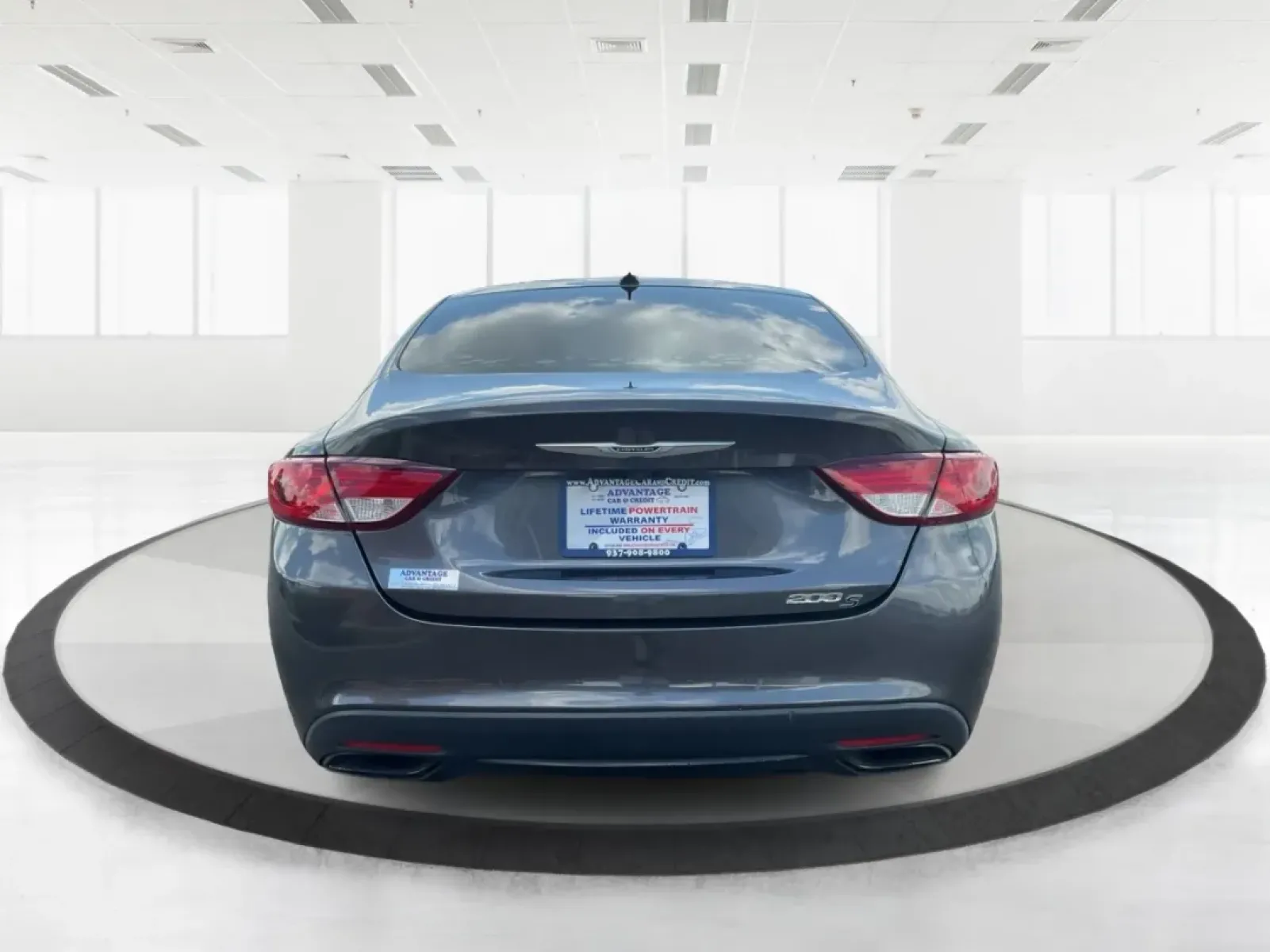 2015 Chrysler 200 S (1C3CCCBB2FN) with an Other engine, located at 1184 Kauffman Ave, Fairborn, OH, 45324, (937) 908-9800, 39.807072, -84.030914 - Discover the perfect blend of style, comfort, and reliability with this 2015 Chrysler 200 S, available now at Advantage Car and Credit in Fairborn, OH. Whether you're commuting to work, running errands, or embarking on weekend adventures, this sedan is designed to meet the needs of your active lifes - Photo#3