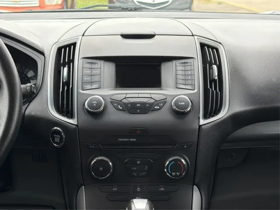 2015 Ford Edge SE FWD (2FMTK3G98FB) with an 2.0L L4 DOHC 16V engine, 6-Speed Automatic transmission, located at 4508 South Dixie Dr, Moraine, OH, 45439, (937) 908-9800, 39.689976, -84.218452 - Need an SUV that fits real life in the Miami Valley-school drop-offs, a steady commute down I75, and weekend errands that somehow turn into a full cargo load? This 2015 Ford Edge SE FWD is built for everyday versatility, with comfortable seating for five, a roomy cabin, and practical tech that helps- Photo#13