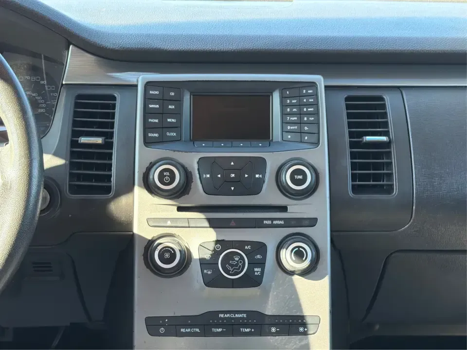 2016 Ford Flex SE FWD (2FMGK5B81GB) with an 3.5L V6 DOHC 24V engine, 6A transmission, located at 1099 N County Rd 25A , Troy, OH, 45373, (937) 908-9800, 40.057079, -84.212883 - Need one vehicle that can handle school drop-offs, long commutes down I75, and a full weekend of gear for a trip to Charleston Falls Preserve? This 2016 Ford Flex SE FWD is built for real life in Troy, Ohio-roomy for growing families, comfortable for daily drivers, and flexible (pun intended) for an- Photo#13