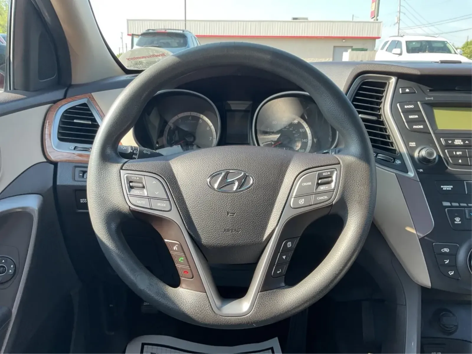 2013 Hyundai Santa Fe Sport (5XYZTDLB7DG) with an Theta II 2.4L I-4 gasoline direct injection engine, located at 1230 East Main St, Xenia, OH, 45385, (937) 908-9800, 39.688026, -83.910172 - Are you looking for a reliable, stylish SUV that can handle everything from family road trips to everyday commutes? Look no further than this 2013 Hyundai Santa Fe Sport, available now at Advantage Car and Credit in Fairborn, OH. With its spacious interior and versatile features, this SUV is perfect - Photo#16