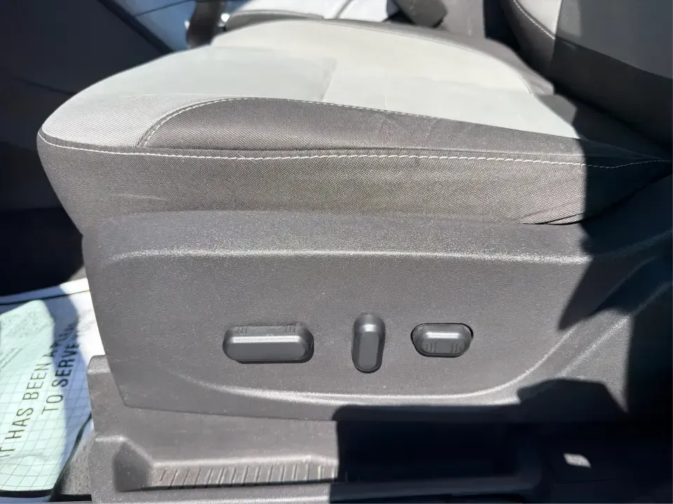 2014 Ford Escape SE 4WD (1FMCU9G93EU) with an 2.0L L4 DOHC 16V engine, 6-Speed Automatic transmission, located at 1951 S Dayton Lakeview Rd., New Carlisle, OH, 45344, (937) 908-9800, 39.890999, -84.050255 - Ready for real-life Ohio driving-school drop-offs, long commutes, and weekend getaways-this 2014 Ford Escape SE 4WD is the kind of compact SUV that fits a busy lifestyle without feeling bulky. Whether you're cruising I-70 toward Dayton, running errands along S Dayton-Lakeview Rd, or packing up for a- Photo#18