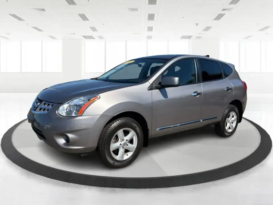 2013 Nissan Rogue S 2WD (JN8AS5MT0DW) with an 2.5L L4 DOHC 16V engine, Continuously Variable Transmission transmission, located at 1951 S Dayton Lakeview Rd., New Carlisle, OH, 45344, (937) 908-9800, 39.890999, -84.050255 - Ready for a smoother daily commute and easy weekend getaways around Clark County? This 2013 Nissan Rogue S 2WD is the kind of practical SUV that fits real life-school drop-offs, grocery runs, and road trips from New Carlisle to Dayton-without feeling bulky or hard to park. Finished in Frosted Steel- Photo#8