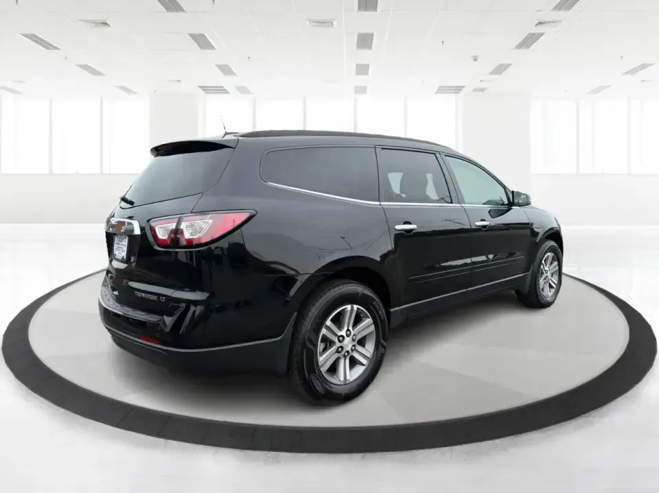 2017 Chevrolet Traverse 2LT AWD (1GNKVHKD4HJ) with an 3.6L V6 DOHC 24V engine, 6A transmission, located at 8750 N County Rd 25A, Piqua, OH, 45356, (937) 908-9800, 40.164391, -84.232513 - Pack up the kids, cue the playlist, and point the hood toward your next weekend at Indian Lake or a day of errands across Miami County-this 2017 Chevrolet Traverse 2LT AWD is built for real life in Piqua. With three rows for up to 7 passengers, confident all-wheel drive for unpredictable Ohio weathe- Photo#2