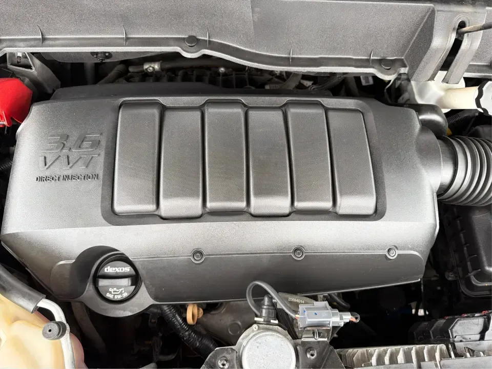 2017 Chevrolet Traverse 2LT AWD (1GNKVHKD4HJ) with an 3.6L V6 DOHC 24V engine, 6A transmission, located at 8750 N County Rd 25A, Piqua, OH, 45356, (937) 908-9800, 40.164391, -84.232513 - Pack up the kids, cue the playlist, and point the hood toward your next weekend at Indian Lake or a day of errands across Miami County-this 2017 Chevrolet Traverse 2LT AWD is built for real life in Piqua. With three rows for up to 7 passengers, confident all-wheel drive for unpredictable Ohio weathe- Photo#11