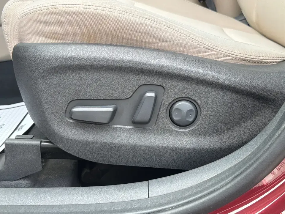 2017 Hyundai Tucson SE w/Preferred Package AWD (KM8J3CA42HU) with an 2.0L L4 DOHC 16V engine, 6A transmission, located at 1230 East Main St, Xenia, OH, 45385, (937) 908-9800, 39.688026, -83.910172 - Weekend getaways to John Bryan State Park, snowy school runs, and daily commutes down US-35 all ask for the same thing: a compact SUV that feels confident, comfortable, and ready for real life. This 2017 Hyundai Tucson SE w/Preferred Package AWD in Ruby Wine is a practical choice for drivers who wan- Photo#17