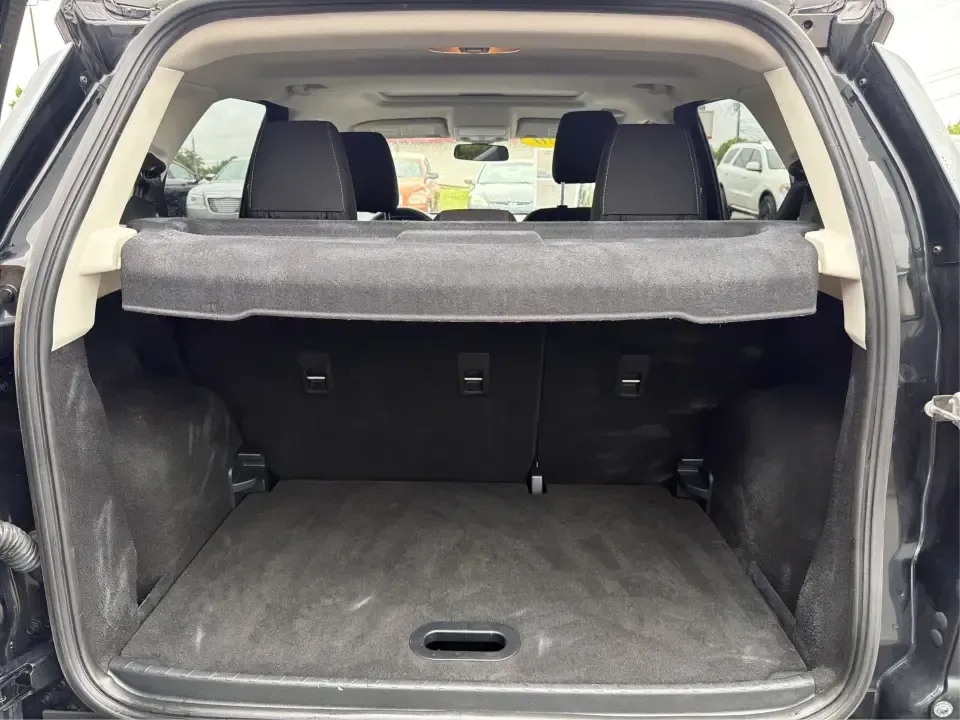 2020 Ford EcoSport SE AWD (MAJ6S3GL0LC) with an 2.0L L4 DOHC 16V engine, 6A transmission, located at 880 E. National Road, Vandalia, OH, 45377, (937) 908-9800, 39.891918, -84.183594 - Need a do-it-all crossover that fits city life during the week and spontaneous road trips on the weekend? This 2020 Ford EcoSport SE AWD in Shadow Black is sized perfectly for tight parking lots and busy schedules, yet confident enough for rainy commutes, winter errands, and getaway drives with room- Photo#11