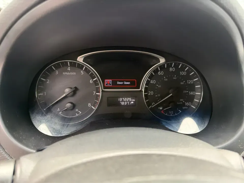 2015 Nissan Altima 2.5 S (1N4AL3AP8FC) with an 2.5L L4 DOHC 16V engine, Continuously Variable Transmission transmission, located at 1230 East Main St, Xenia, OH, 45385, (937) 908-9800, 39.688026, -83.910172 - Need a smart, comfortable sedan for the daily commute from Xenia to Beavercreek, a reliable runabout for errands near Shawnee Park, or a fuel-sipping ride for weekend trips out toward Caesar Creek State Park? This **2015 Nissan Altima 2.5 S** is built for real-life driving-roomy for five, easy to ma- Photo#15