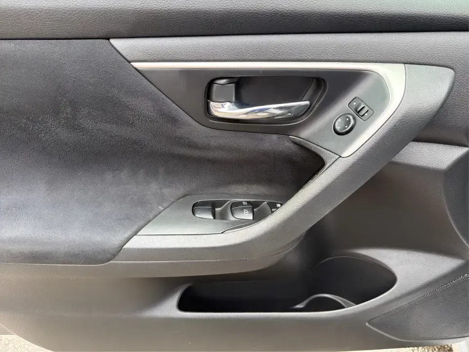 2015 Nissan Altima 2.5 S (1N4AL3AP8FC) with an 2.5L L4 DOHC 16V engine, Continuously Variable Transmission transmission, located at 1230 East Main St, Xenia, OH, 45385, (937) 908-9800, 39.688026, -83.910172 - Need a smart, comfortable sedan for the daily commute from Xenia to Beavercreek, a reliable runabout for errands near Shawnee Park, or a fuel-sipping ride for weekend trips out toward Caesar Creek State Park? This **2015 Nissan Altima 2.5 S** is built for real-life driving-roomy for five, easy to ma- Photo#18