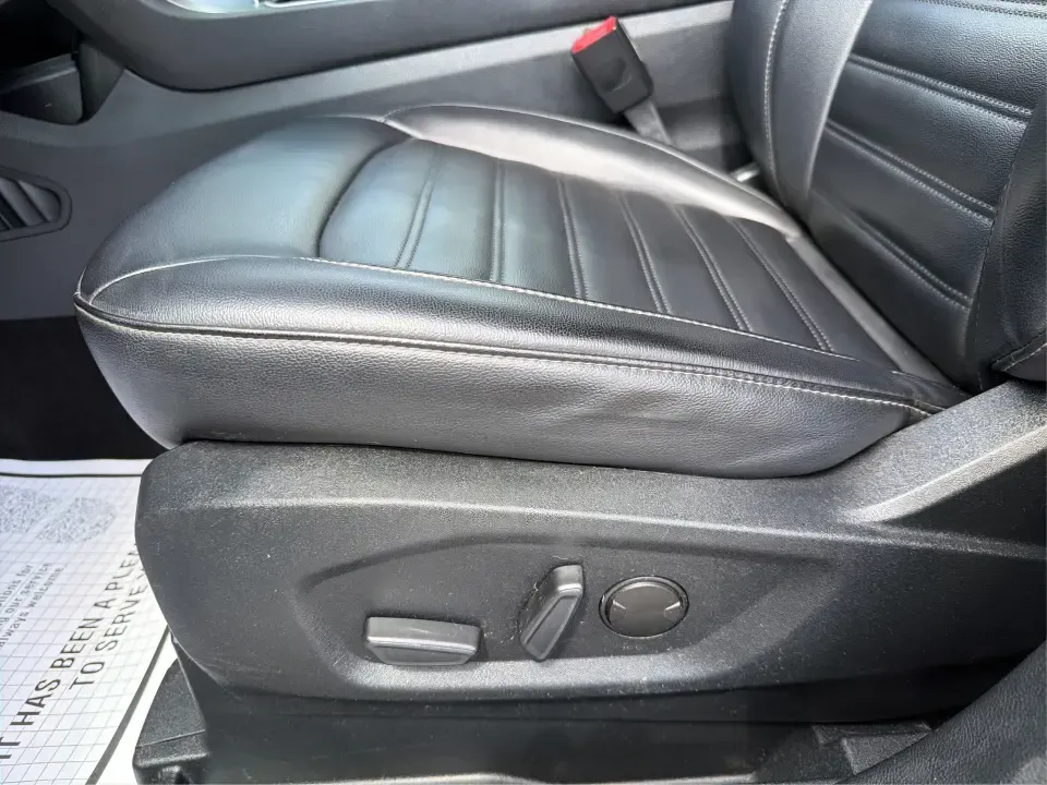 2020 Ford Edge SEL FWD (2FMPK3J94LB) with an 2.0L L4 DOHC 16V engine, 6A transmission, located at 1951 S Dayton Lakeview Rd., New Carlisle, OH, 45344, (937) 908-9800, 39.890999, -84.050255 - Pack up the kids, cue up your favorite playlist, and head out for an easy weekend getaway-this 2020 Ford Edge SEL FWD is the kind of SUV that fits real life in New Carlisle. Whether you're doing the daily school run, commuting toward Dayton, or planning a road trip out past Buck Creek State Park, th- Photo#18